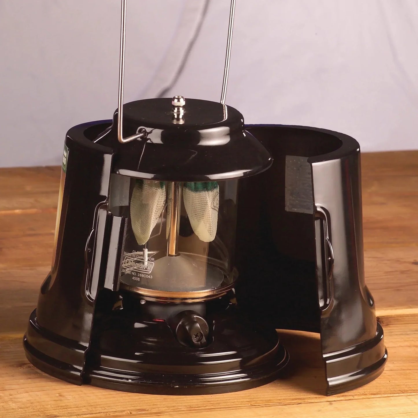 Quick Pack Propane Lantern 810 Lumens Two Mantles Camping Light